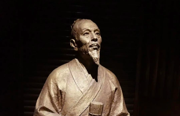 说明: C:\Users\admin\Desktop\祖冲之不只算出了圆周率|人物-1.png